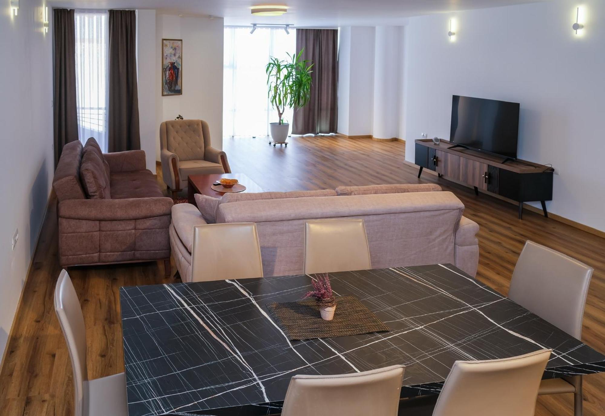 Nest Apartments Gjakova Exteriér fotografie
