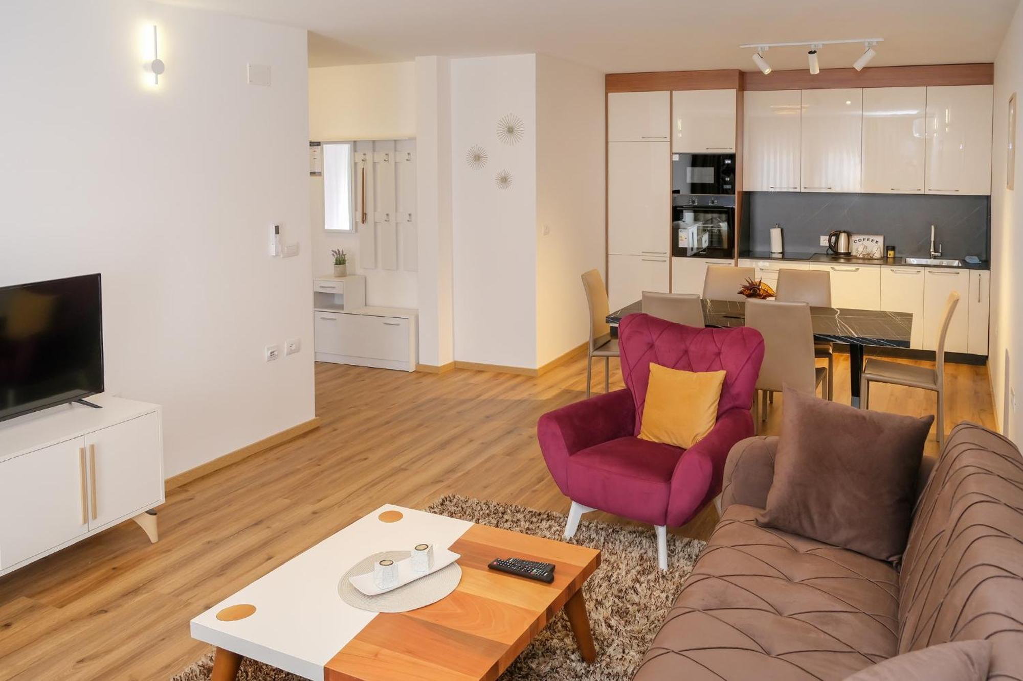 Nest Apartments Gjakova Exteriér fotografie